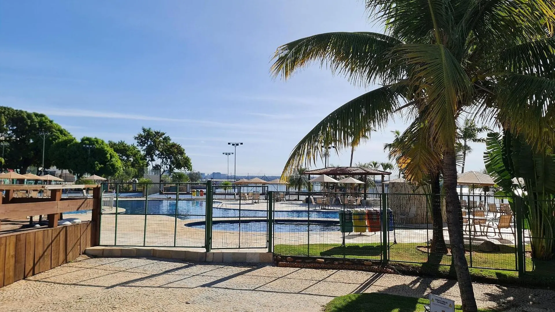 Flat 135 Beira Lago Em Brasília Apartamento